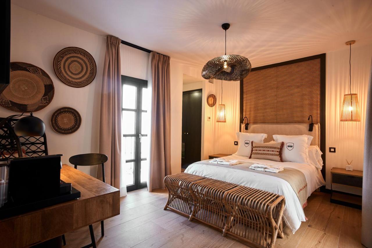 Santo Cristo La Ciudadela Hotel 2*