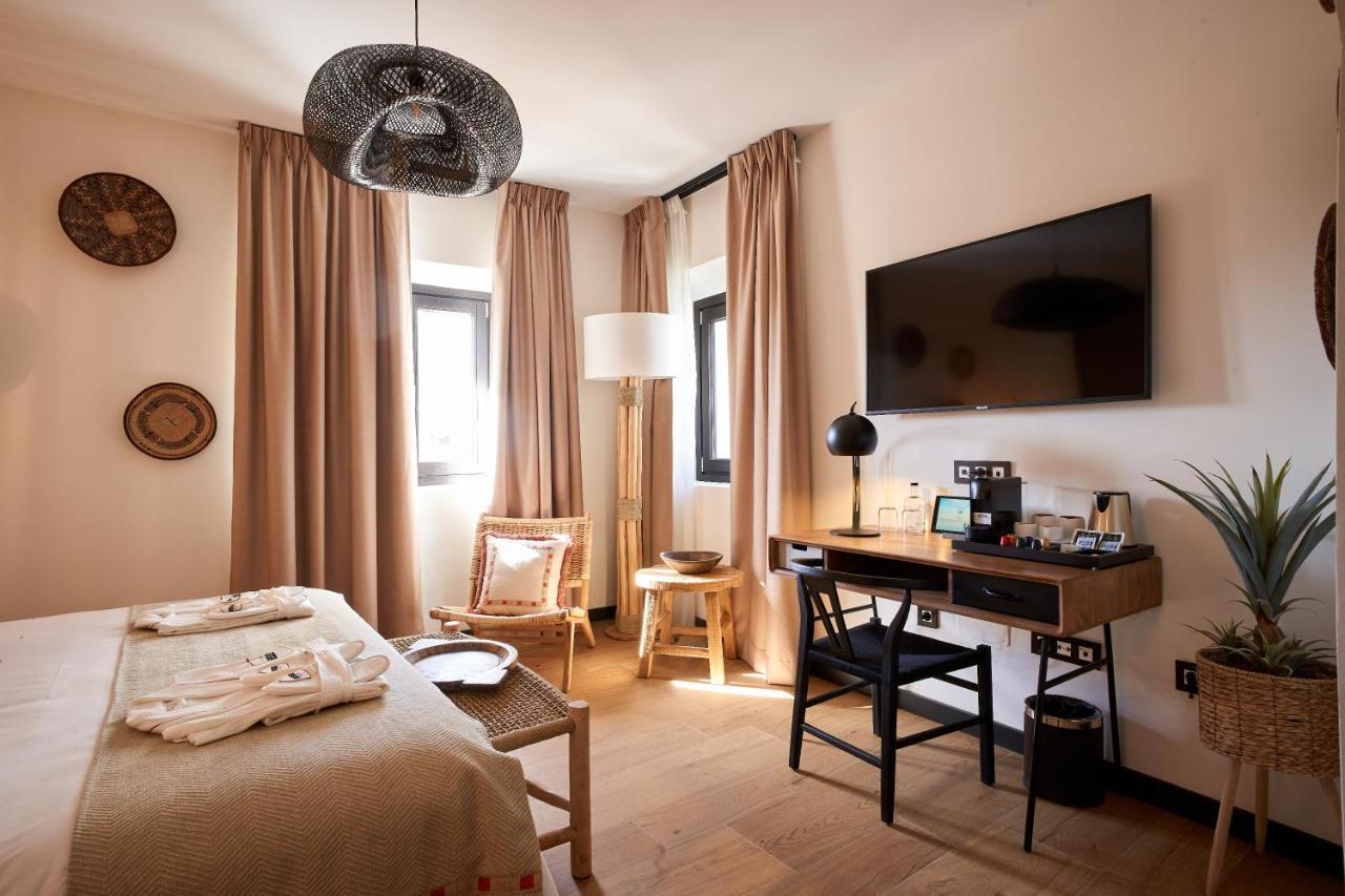 Santo Cristo La Ciudadela Hotel