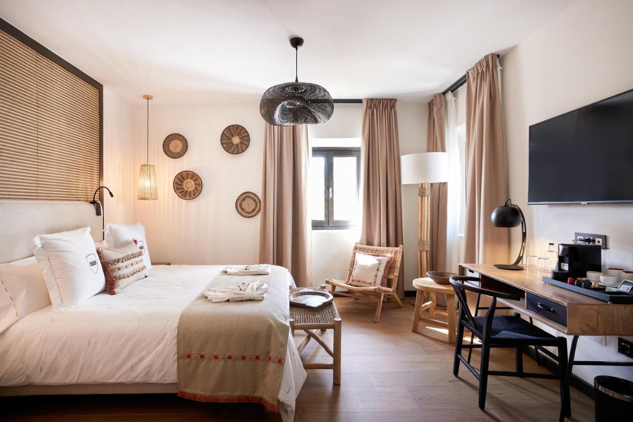 Santo Cristo La Ciudadela Hotel